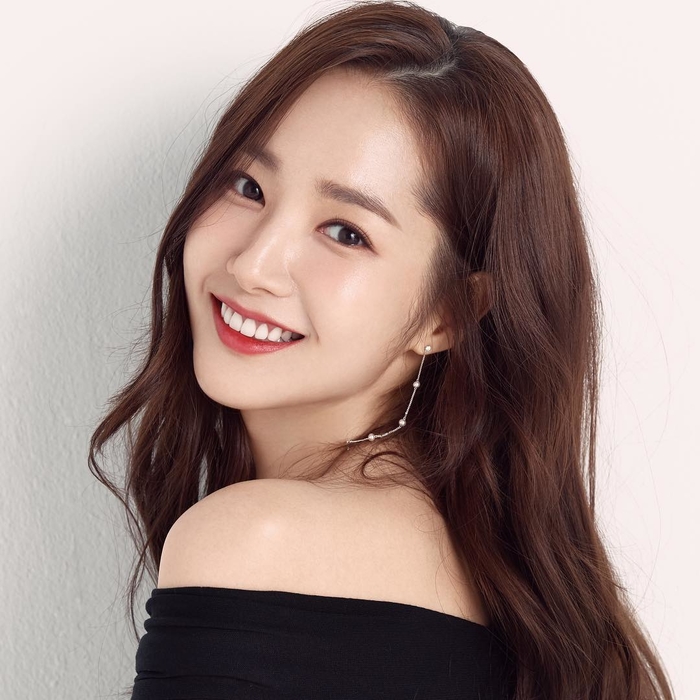 Nhan sắc của Park Min Young thật không thể đùa được đâu!