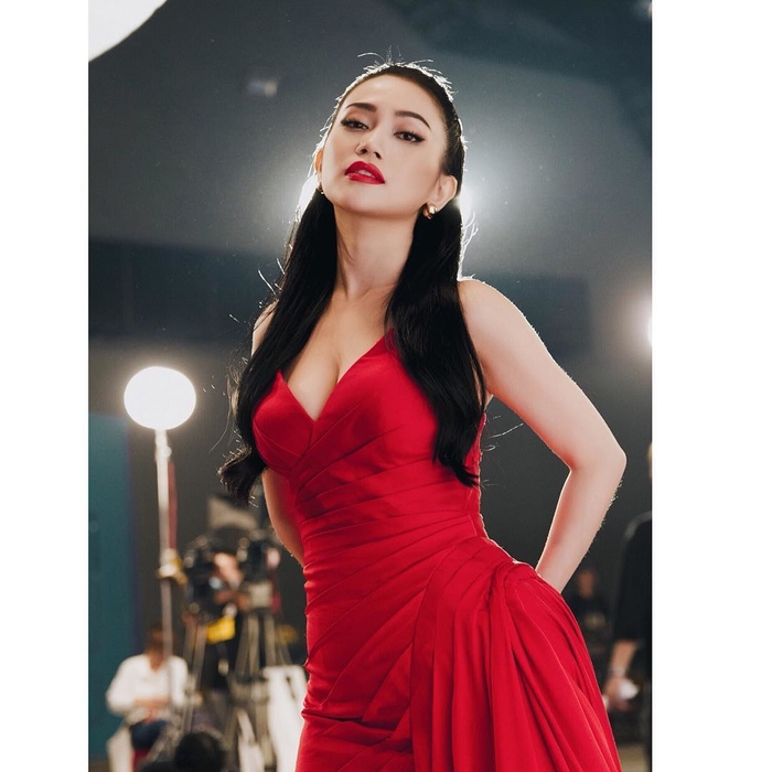 Nhin hot the nay, it ai nghi nhung sao Viet nay lại thuoc dạng thap be nhe can