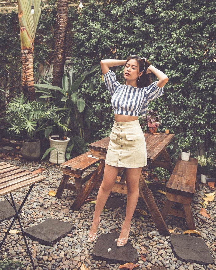 Nhìn sexy là vậy, ít ai nghĩ những sao Việt này lại thuộc dạng thấp bé