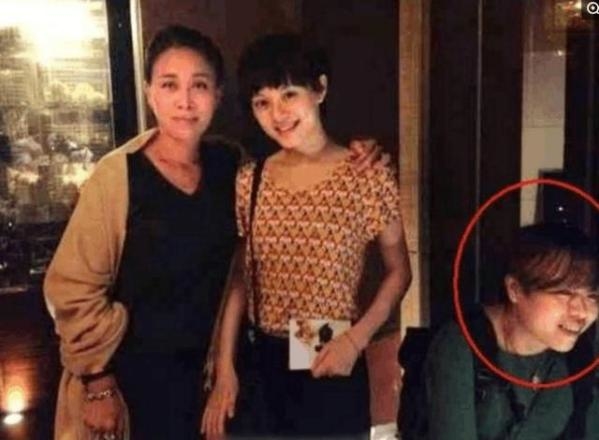 Những bức ảnh chứng minh làng giải trí Hoa ngữ có rất nhiều yêu tinh