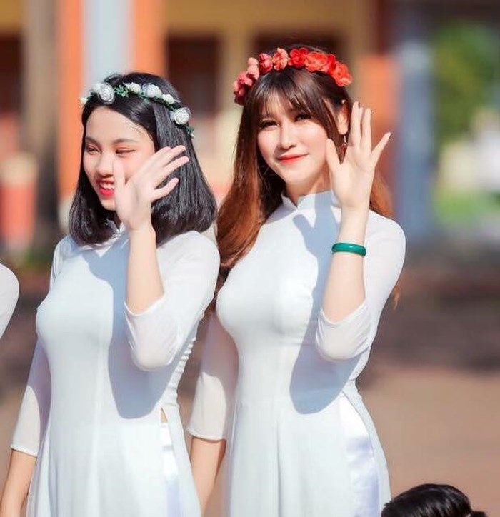 Hai cô bạn vừa xinh vừa giỏi, xuất sắc đạt điểm 10 môn Lịch sử