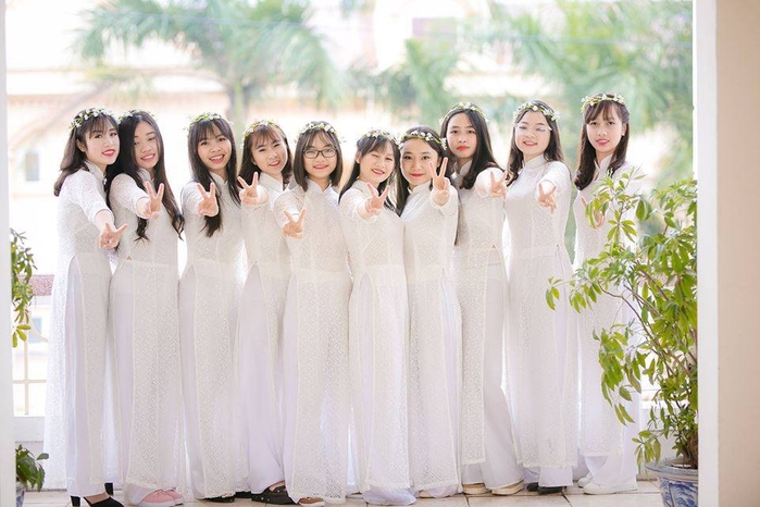 Hai cô bạn vừa xinh vừa giỏi, xuất sắc đạt điểm 10 môn Lịch sử
