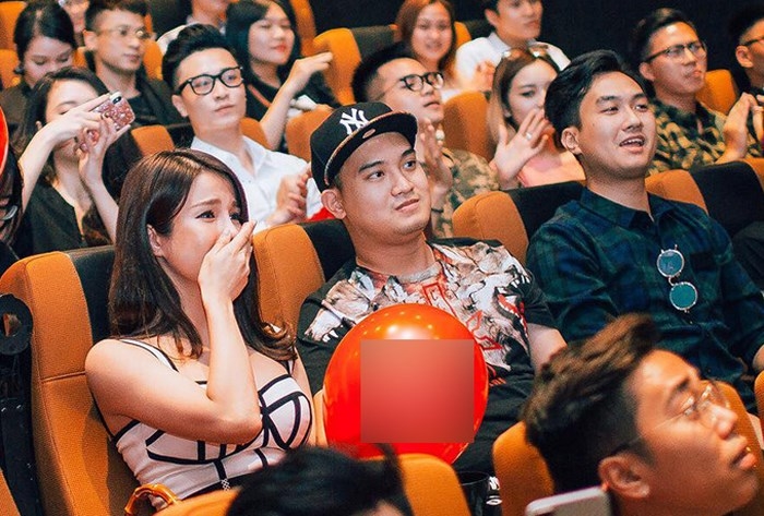 Những lần cầu hôn mùi mẫn của sao Việt