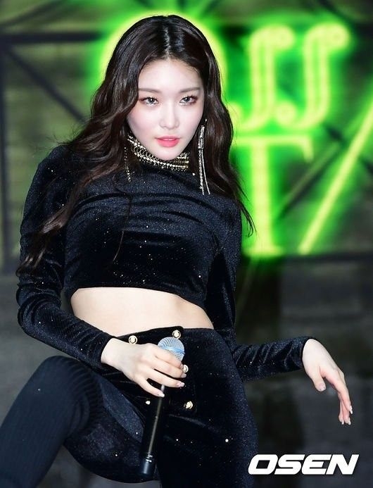 Những lần idol nữ Kpop đổi màu tóc đen khiến cộng đồng mạng xôn xao