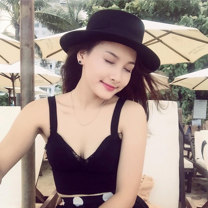 Những màn đáp trả cực chất của sao Việt khi bị chê lép