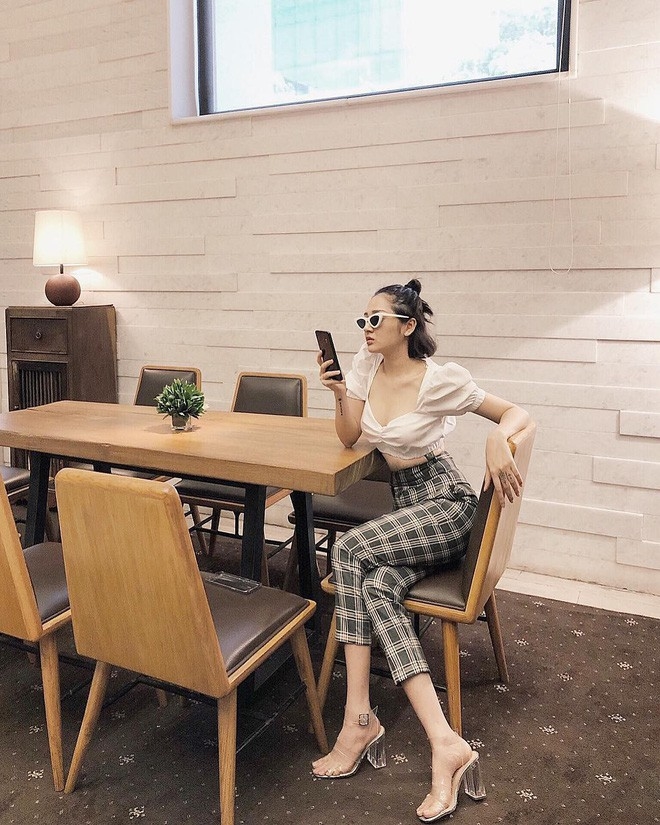 Những mẫu áo croptop đẹp cho bạn gái dù ngực to hay nhỏ