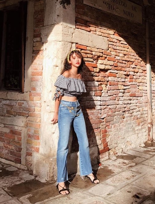 Những mẫu áo croptop đẹp cho bạn gái dù ngực to hay nhỏ
