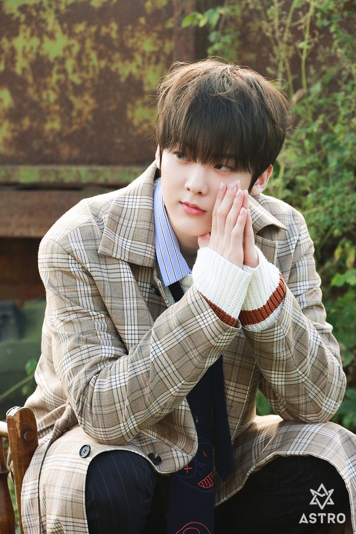 Những mỹ nam sinh năm 2000 của Kpop