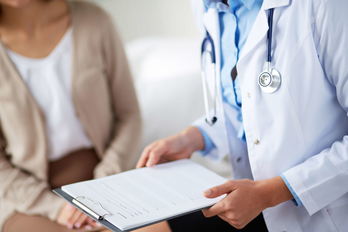 Những nguyên nhân chính thường xuyên gây đau nhức ngực ở các cô gái