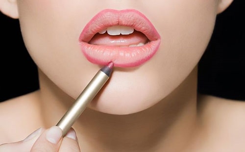 Những quy tắc sử dụng son môi mà cô nàng nghiện son nên biết