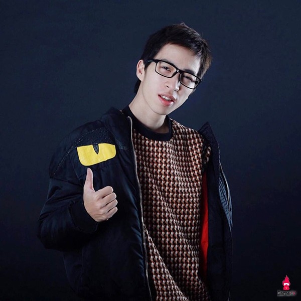 Các streamer Việt với ngoại hình long lanh không thua hot boy hot girl