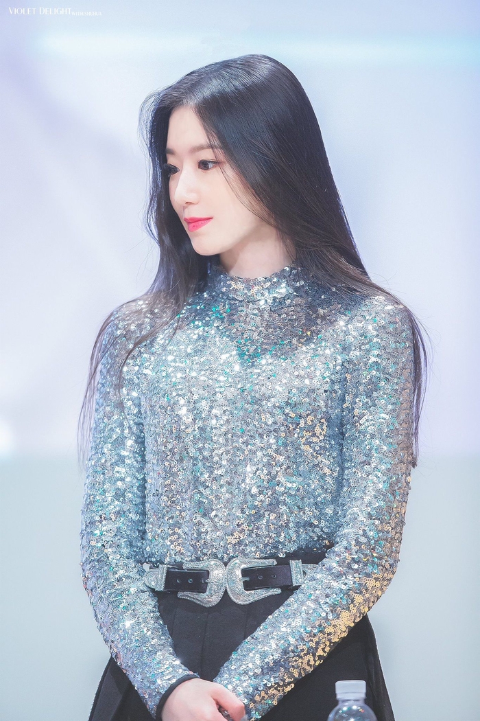 Những thần tượng nữ xinh đẹp sinh năm 2000 của Kpop