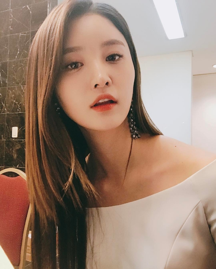 Những trai xinh gái đẹp lầy lội nhất nhì Kpop