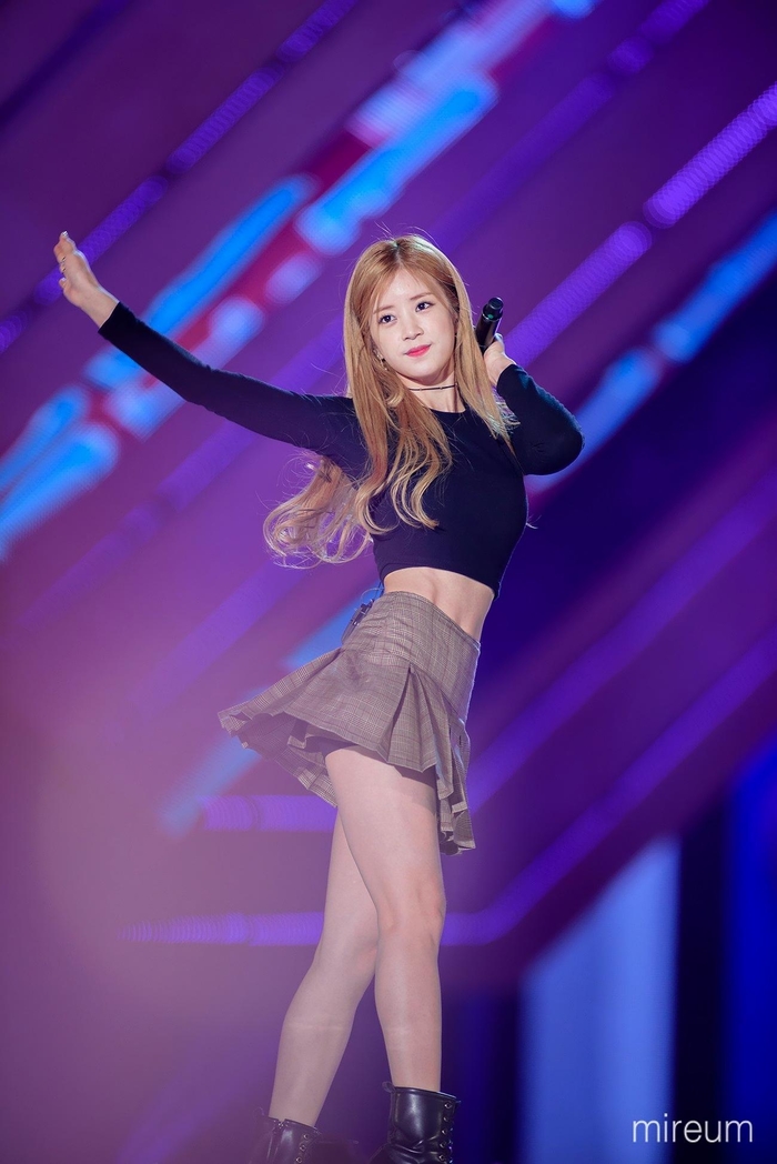 Những trưởng nhóm thiếu tài năng bị coi là mờ nhạt nhất Kpop
