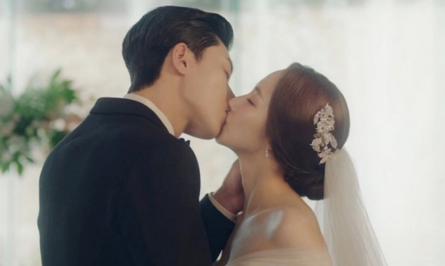 Park Min Young - Park Seo Joon lên tiếng phủ nhận tin đồn hẹn hò 3 năm