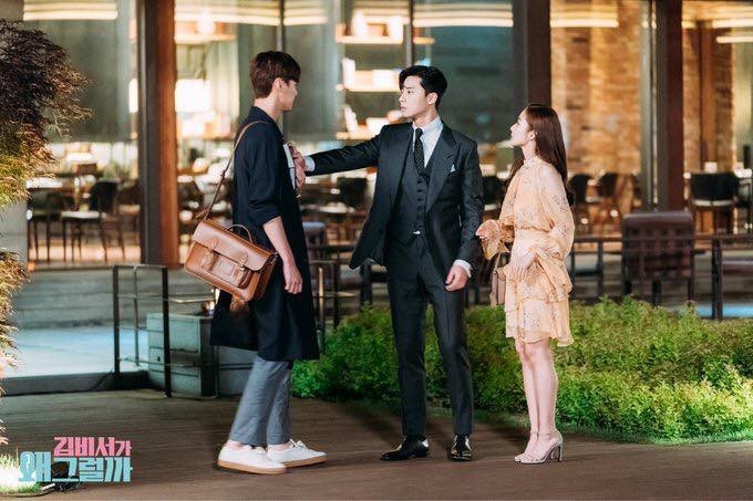 Park min Young va Jennie vo tinh dung vay ao: ke tam lang nguoi nua can