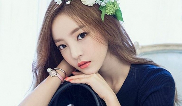 Park Min Young va hung sao duoc xem la cuc pham nganh tham my Han