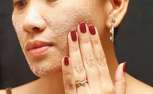 Hồi sinh làn da sau một ngày dài bằng 4 bước rút ngắn quy trình