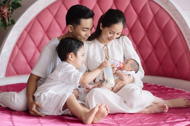 Thanh Thảo chưa phải là nữ nghệ sĩ lớn tuổi nhất mang thai lần đầu