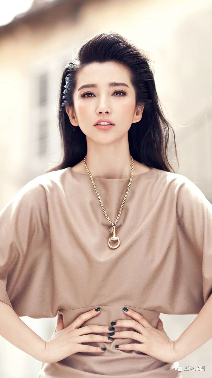 Sao nữ làng giải trí Hoa ngữ bị soi gương mặt cận cảnh già nua