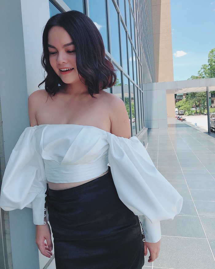 Sao Việt diện croptop: người sang chảnh, kẻ đốt cháy mọi ánh nhìn