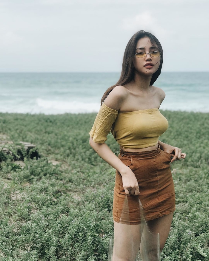 Sao Việt diện croptop: người sang chảnh, kẻ đốt cháy mọi ánh nhìn