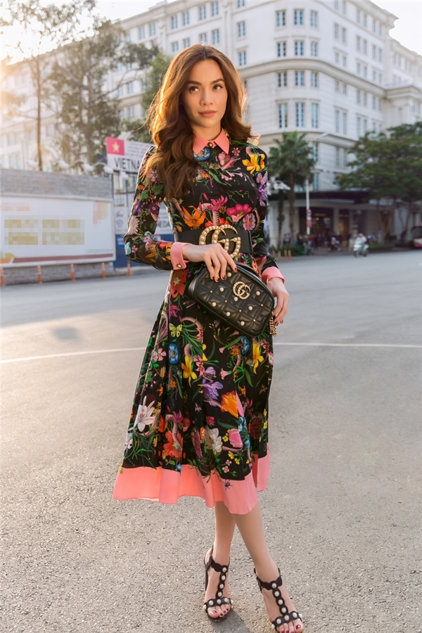 Soi chiều cao thực sự của các mỹ nhân trong showbiz Việt