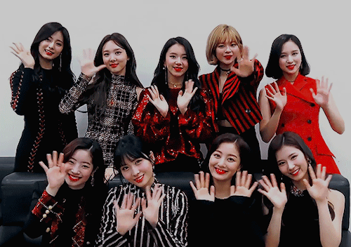 Top 10 girlgroup Kpop có lượng view YouTube cao nhất