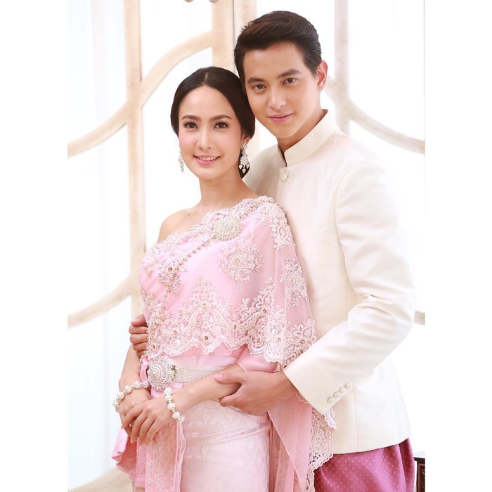 Cảnh đám cưới đẹp như mộng cực lãng mạn của cặp đôi Trò chơi tình ái