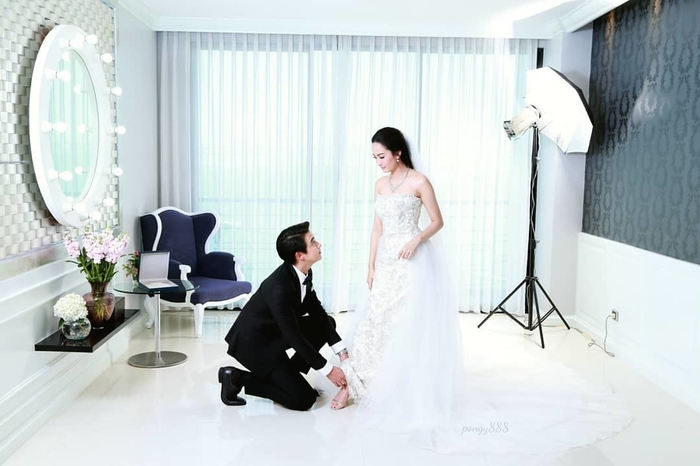Cảnh đám cưới đẹp như mộng cực lãng mạn của cặp đôi Trò chơi tình ái