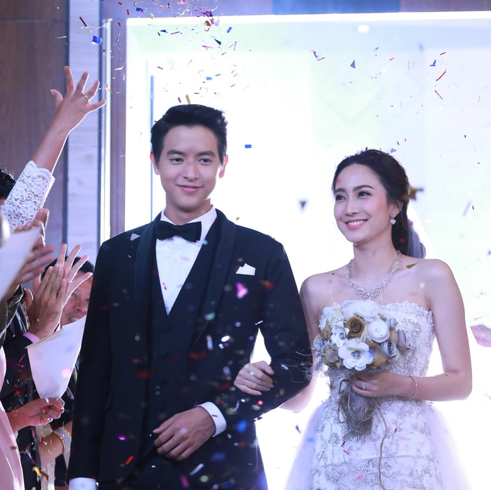 Cảnh đám cưới đẹp như mộng cực lãng mạn của cặp đôi Trò chơi tình ái