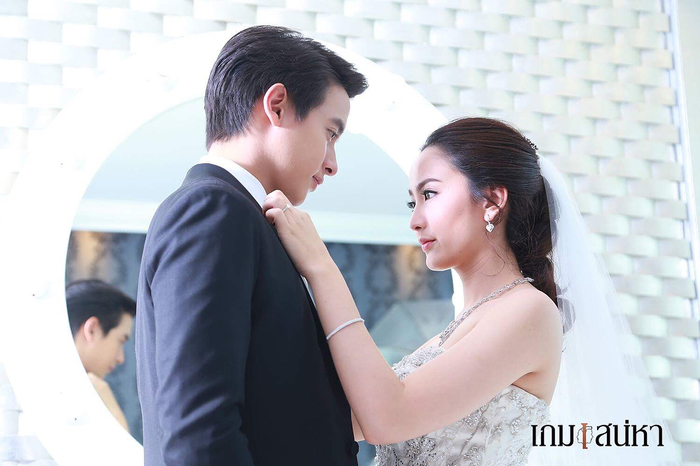 Cảnh đám cưới đẹp như mộng cực lãng mạn của cặp đôi Trò chơi tình ái