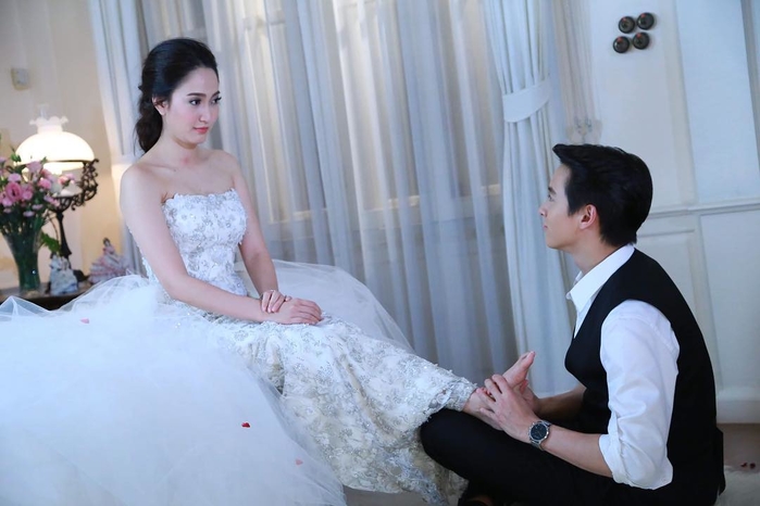 Cảnh đám cưới đẹp như mộng cực lãng mạn của cặp đôi Trò chơi tình ái