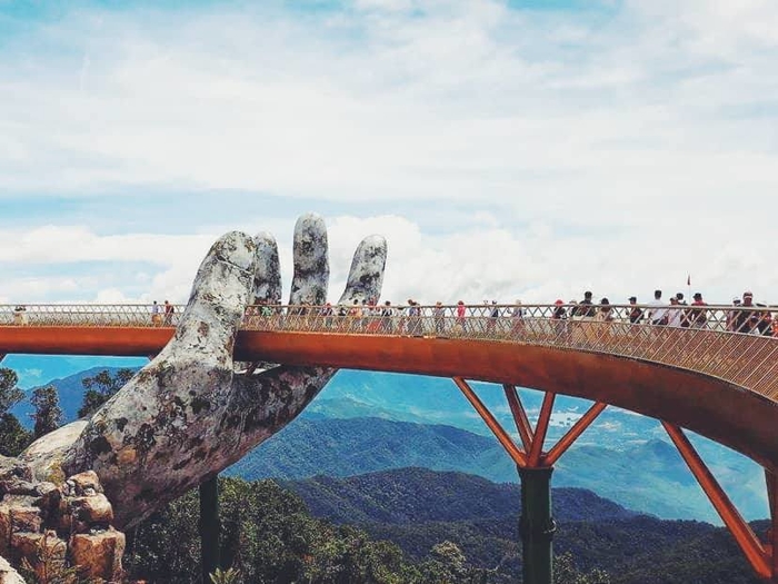 Những thông tin thú vị về cây Cầu Vàng Đà Nẵng