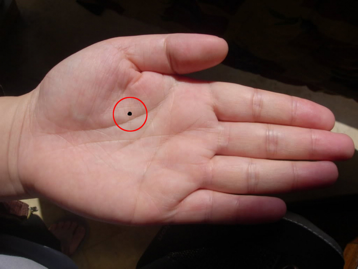 Vị trí nốt ruồi trên ngón tay nói gì về vận mệnh của phụ nữ?