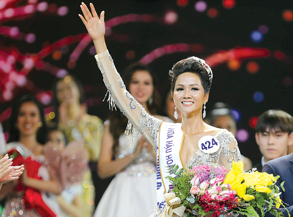 Showbiz Việt với hàng loạt Hoa hậu xuất thân từ nghề người mẫu