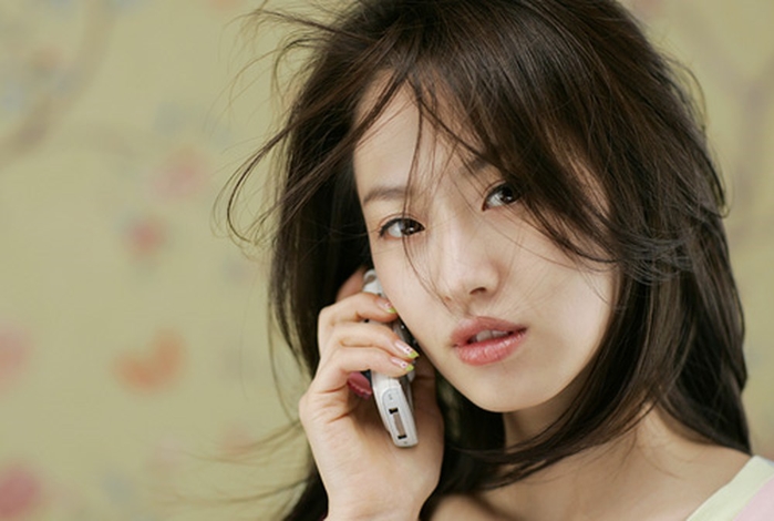 8 kẻ thù kề bên khiến da xấu và dễ nổi mụn mà chúng ta thường lơ là