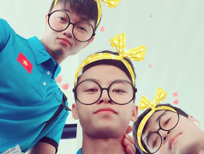 Bá đạo trên sân cỏ, lầy lội ở đời thường: U23 đích thị là “vựa muối
