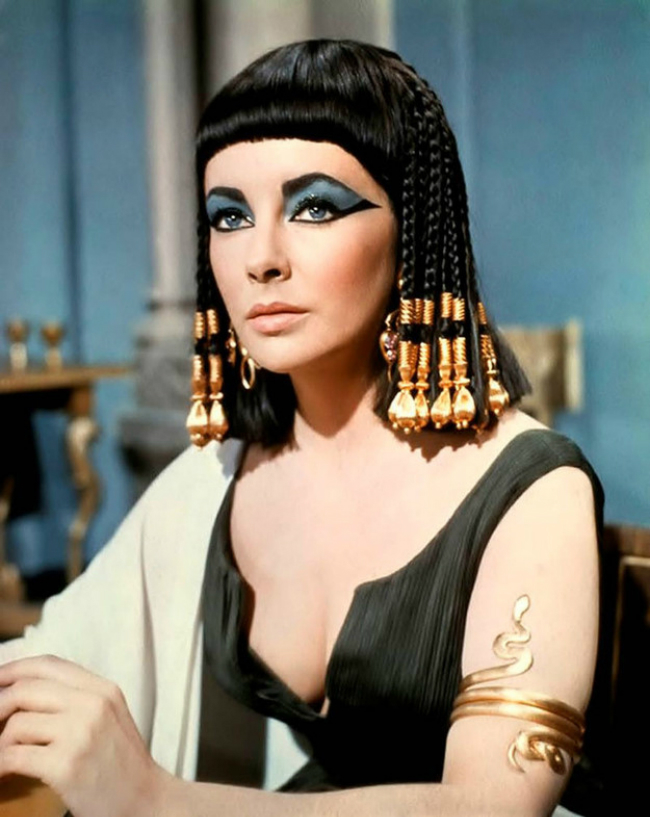 Bí kíp làm đẹp có từ thời Nữ hoàng Cleopatra tới nay vẫn còn hữu dụng