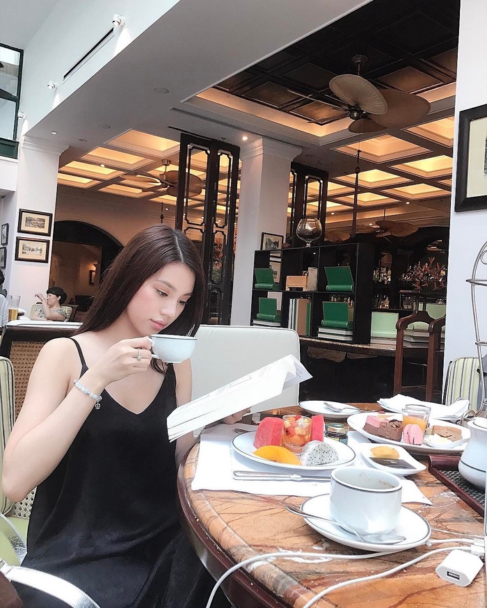 Bí quyết giúp Hoa hậu Jolie Nguyễn sở hữu được vóc dáng “vạn người mê