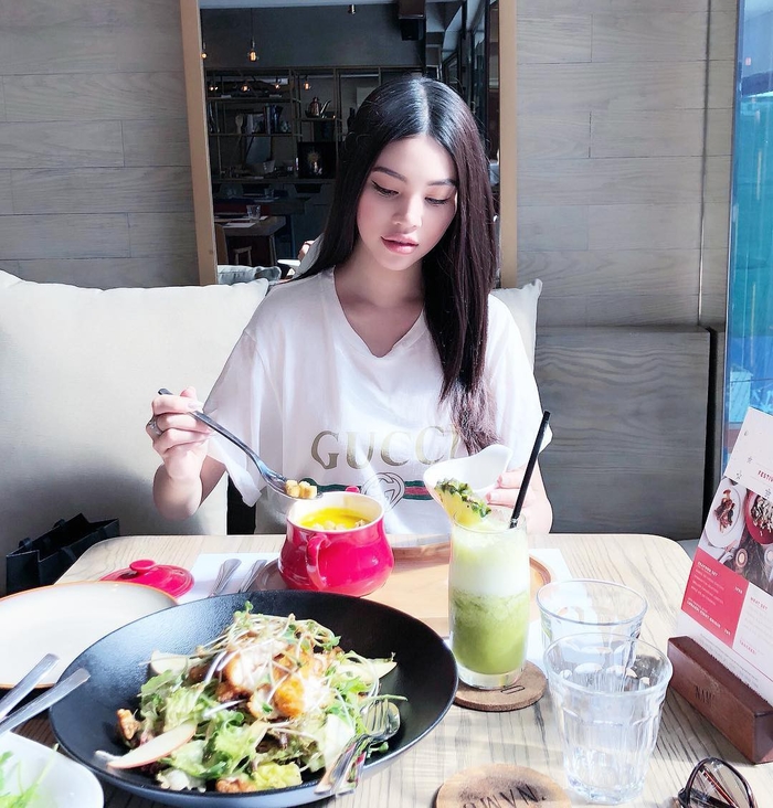 Bí quyết giúp Hoa hậu Jolie Nguyễn sở hữu được vóc dáng “vạn người mê