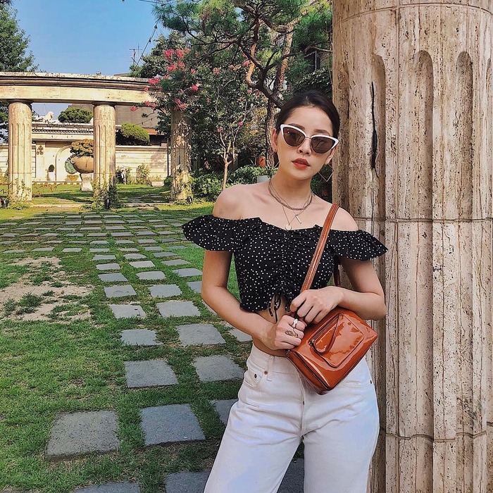 Các sao nữ Vbiz mặc khó hiểu khi đi thảm đỏ