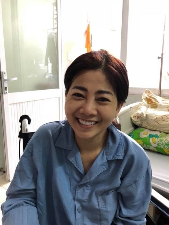 Cảm phục tinh thần lạc quan của Mai Phương trong những ngày nhập viện