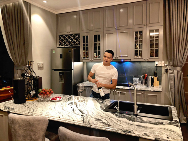 Cận cảnh ăn villa triệu đô rộng 315m2 của nam ca sĩ Cao Thái Sơn