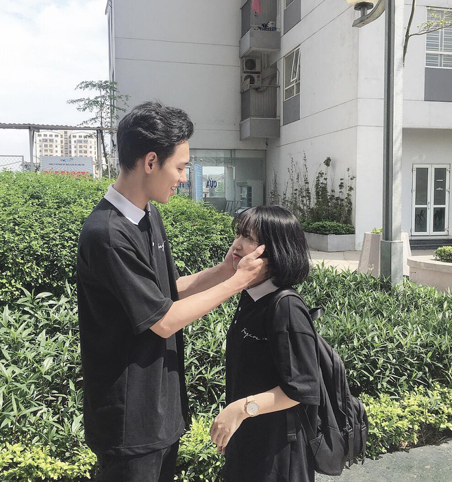 Chuyện tình lệch tuổi lệch cả chiều cao của hot boy 1997 và “chị đẹp”