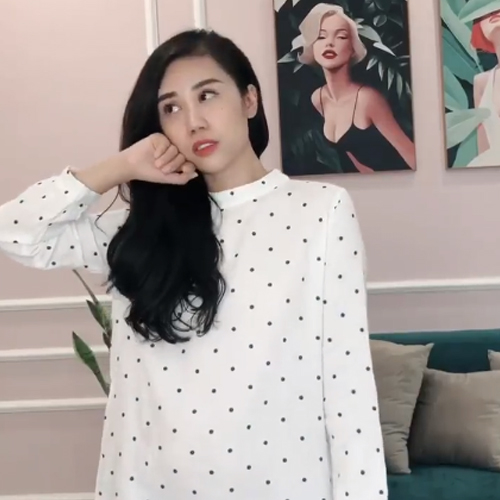 Cô gái chia sẻ bí kíp tạo dáng từ những cơn đau