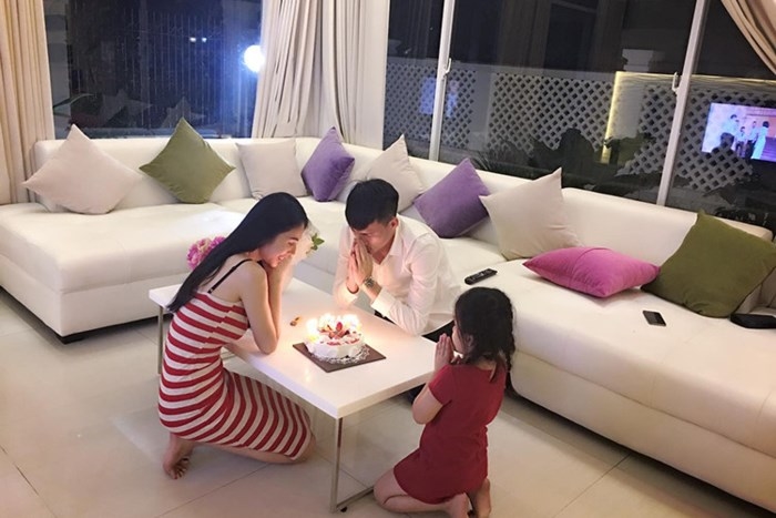 Đây là những sao giấu mặt con kĩ nhất showbiz Việt