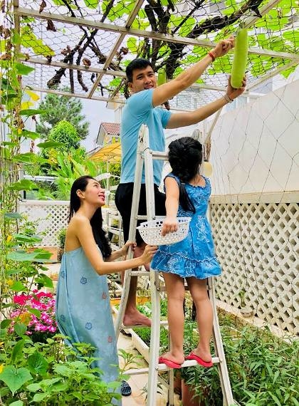 Đây là những sao giấu mặt con kĩ nhất showbiz Việt