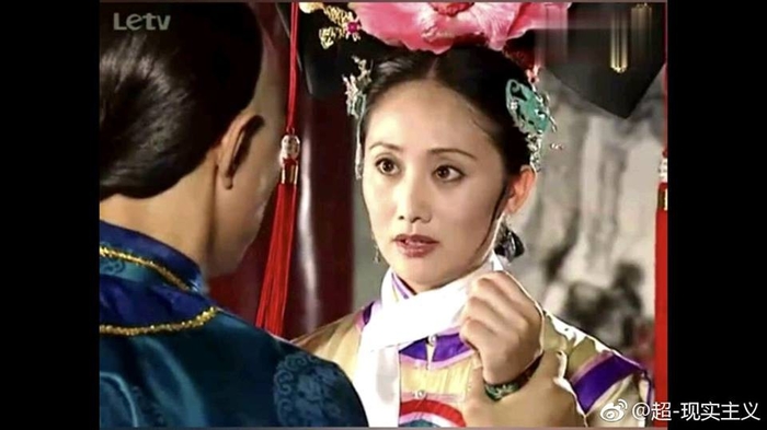 Điểm tương đồng thú vị giữa Hoàn Châu Cách Cách và Diên Hi Công Lược!