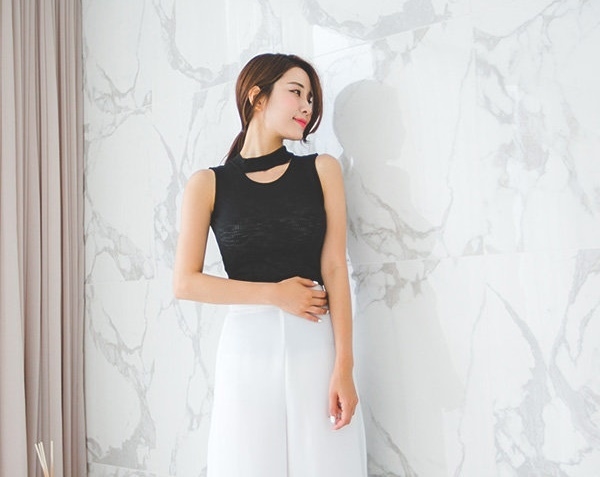 Vòng 1 nhỏ nhưng vẫn tự tin rạng ngời dạo phố nhờ những bí quyết này
